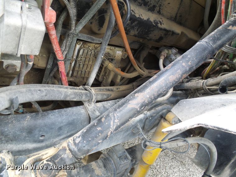 image for item DI0556 2004 Sterling A-Line semi truck