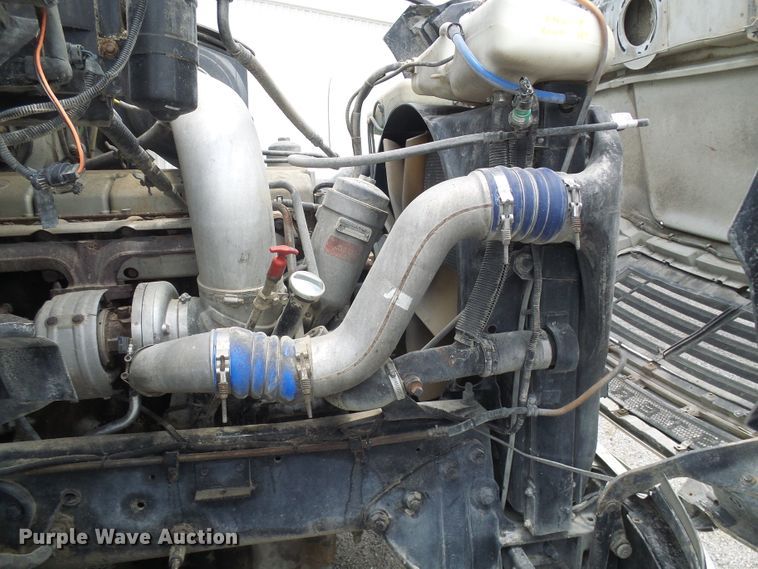 image for item DI0556 2004 Sterling A-Line semi truck