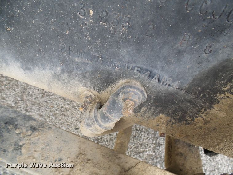 image for item DI0556 2004 Sterling A-Line semi truck