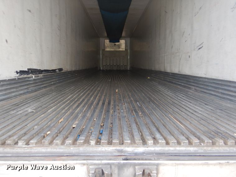 image for item DI2252 2007 Wabash National refrigerated van trailer
