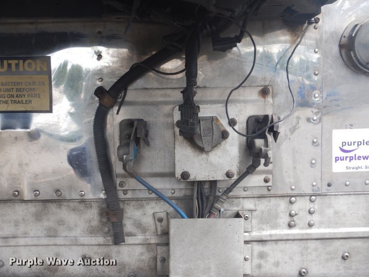 image for item DI2252 2007 Wabash National refrigerated van trailer