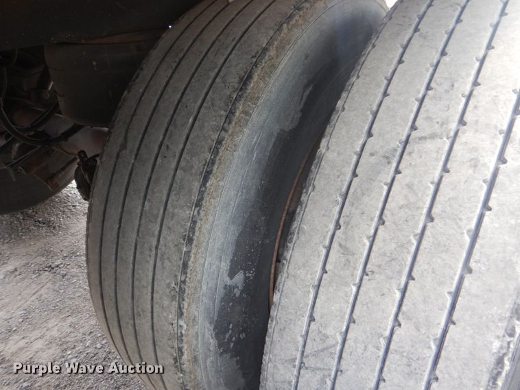 image for item DI2252 2007 Wabash National refrigerated van trailer