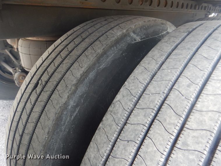 image for item DI2252 2007 Wabash National refrigerated van trailer