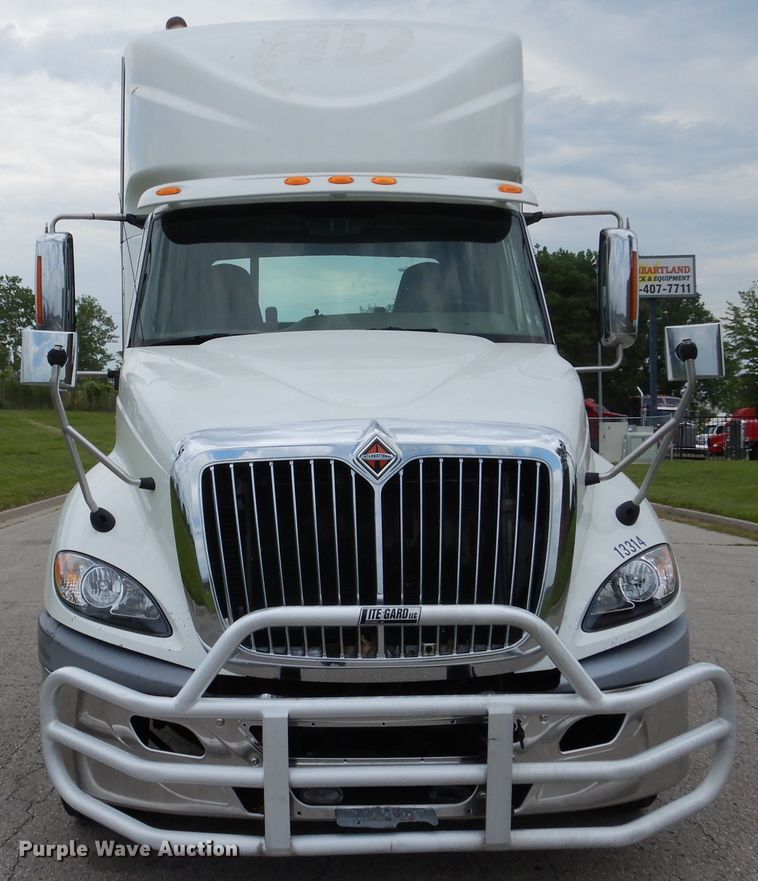image for item DY9854 2013 International ProStar semi truck