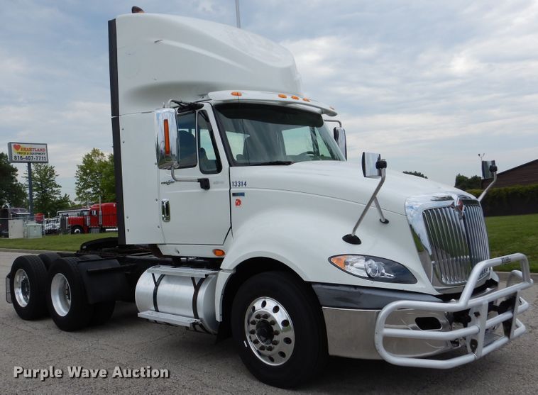 image for item DY9854 2013 International ProStar semi truck