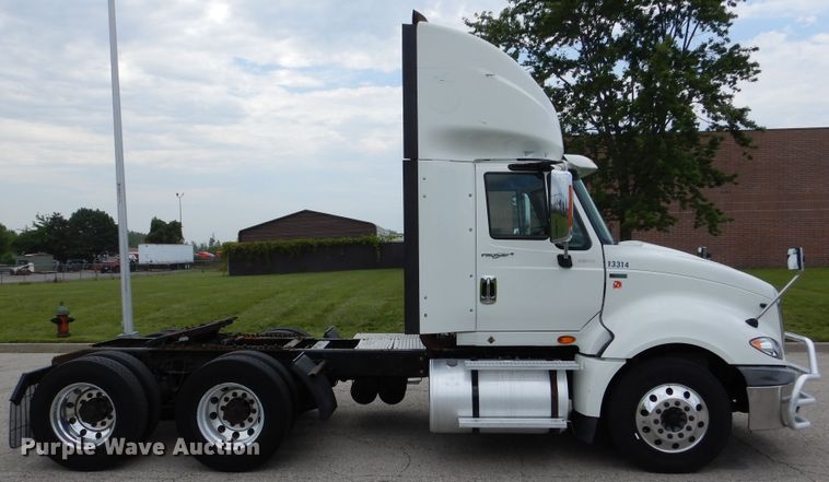 image for item DY9854 2013 International ProStar semi truck
