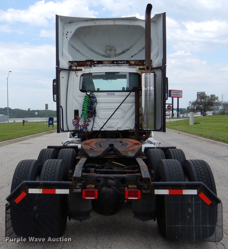 image for item DY9854 2013 International ProStar semi truck