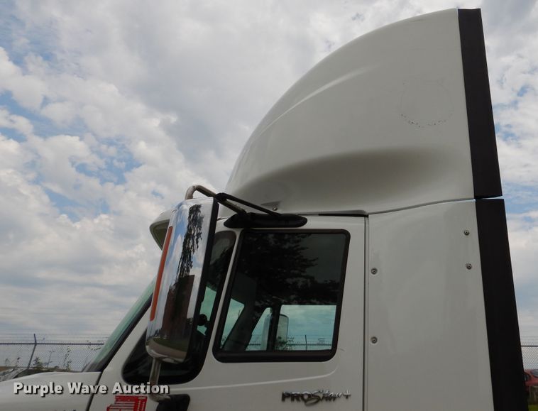 image for item DY9854 2013 International ProStar semi truck