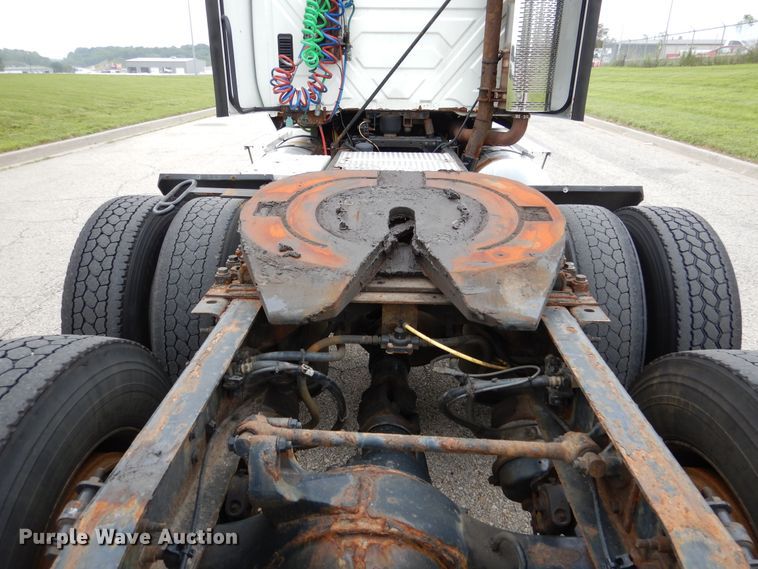 image for item DY9854 2013 International ProStar semi truck