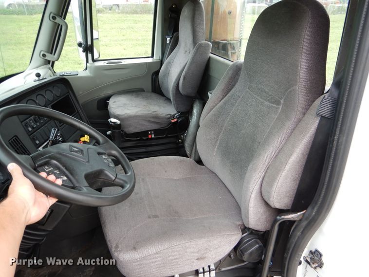 image for item DY9854 2013 International ProStar semi truck