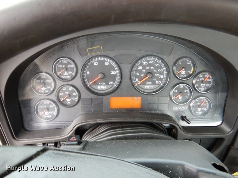 image for item DY9854 2013 International ProStar semi truck