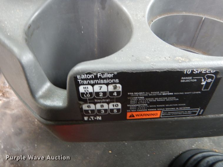 image for item DY9854 2013 International ProStar semi truck