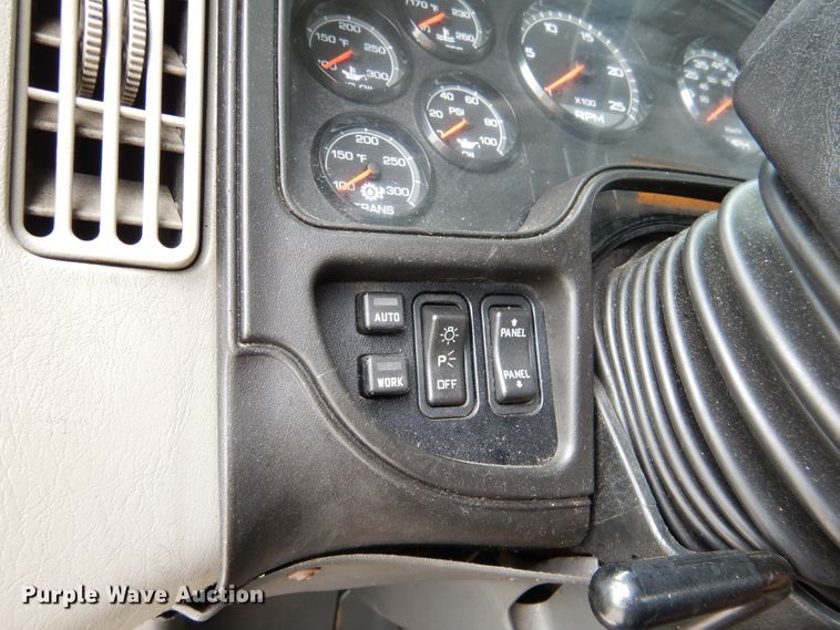 image for item DY9854 2013 International ProStar semi truck