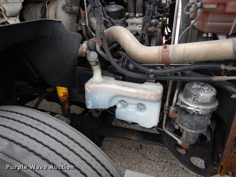 image for item DY9854 2013 International ProStar semi truck