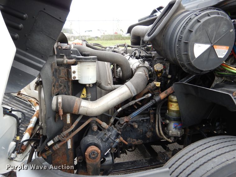 image for item DY9854 2013 International ProStar semi truck