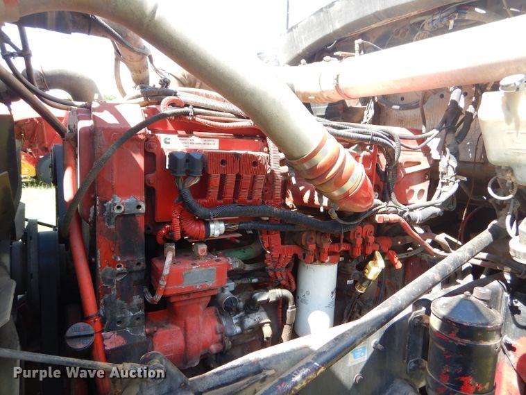 image for item ED9397 2000 Kenworth W900 semi truck