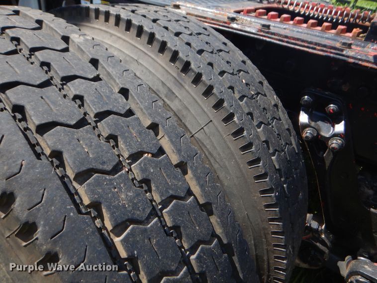 image for item ED9397 2000 Kenworth W900 semi truck