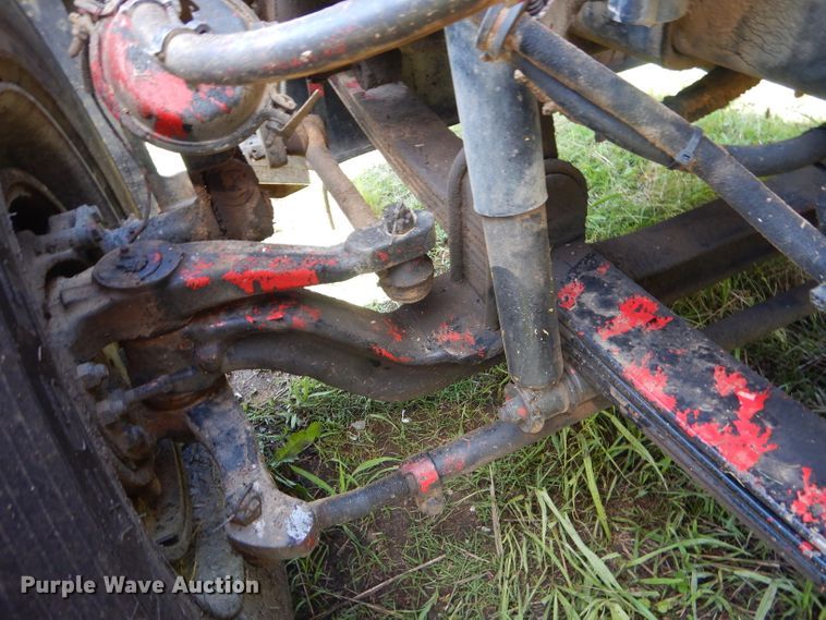 image for item ED9397 2000 Kenworth W900 semi truck