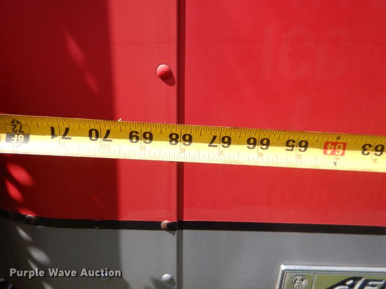 image for item ED9397 2000 Kenworth W900 semi truck