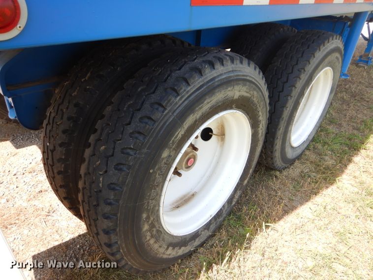 image for item ED9401 2011 Hitchcock AP32 end dump trailer