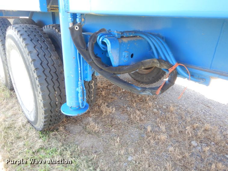 image for item ED9401 2011 Hitchcock AP32 end dump trailer