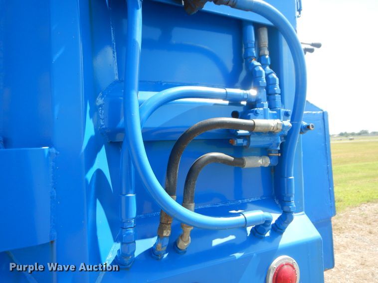 image for item ED9401 2011 Hitchcock AP32 end dump trailer