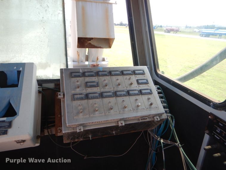 image for item ED9403 1994 Mertz blender trailer