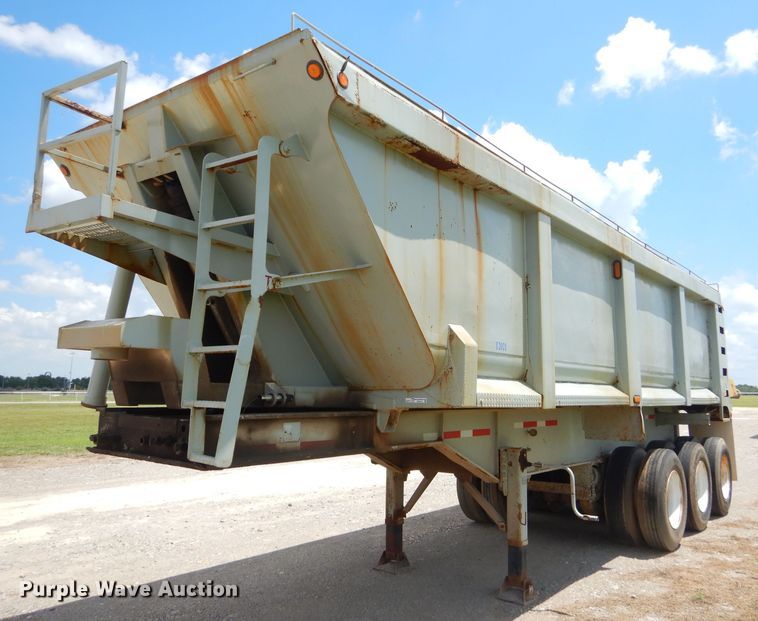 image for item ED9410 2001 Clement end dump trailer
