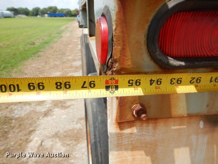 image for item ED9410 2001 Clement end dump trailer