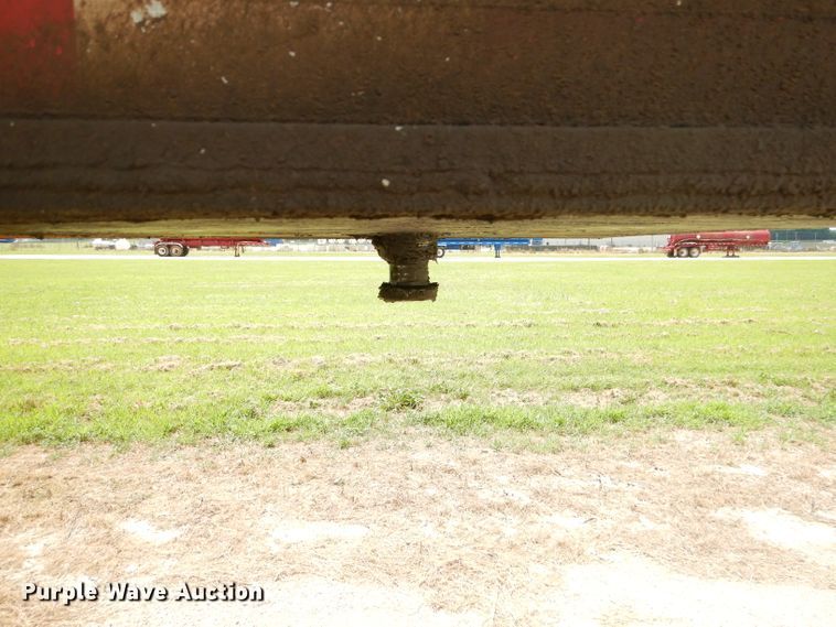 image for item ED9410 2001 Clement end dump trailer