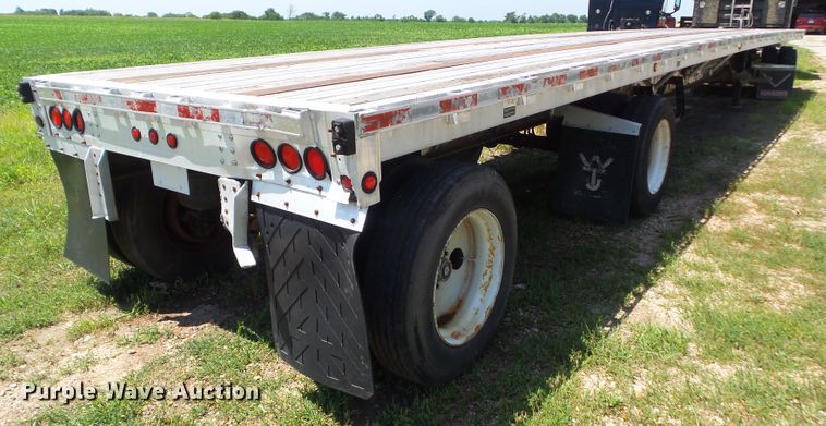 image for item EM9782 2006 Wilson CF-965 flatbed trailer