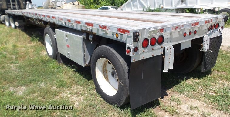 image for item EM9782 2006 Wilson CF-965 flatbed trailer