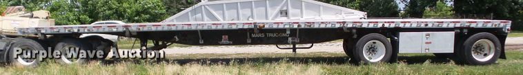 image for item EM9782 2006 Wilson CF-965 flatbed trailer