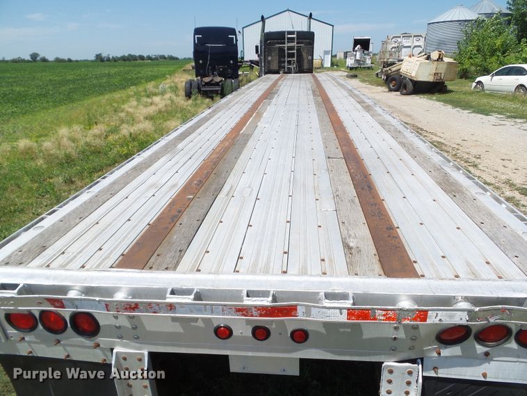 image for item EM9782 2006 Wilson CF-965 flatbed trailer