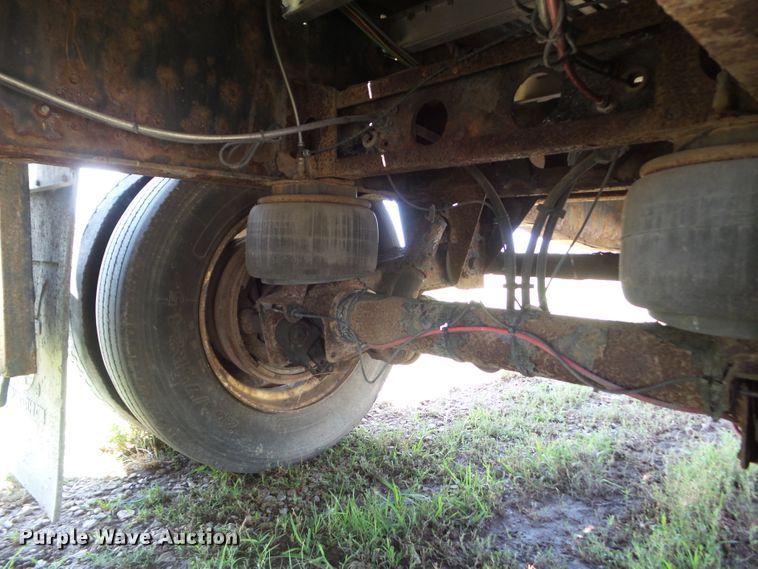 image for item EM9782 2006 Wilson CF-965 flatbed trailer