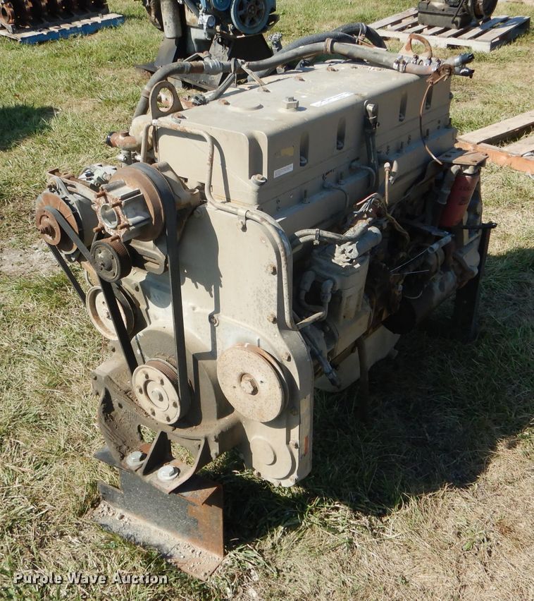 image for item FI9604 1997 Cummins LTA2700ACF six cylinder diesel engine