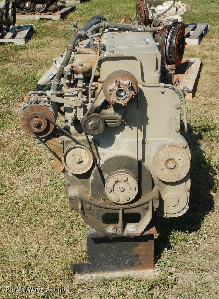 image for item FI9604 1997 Cummins LTA2700ACF six cylinder diesel engine