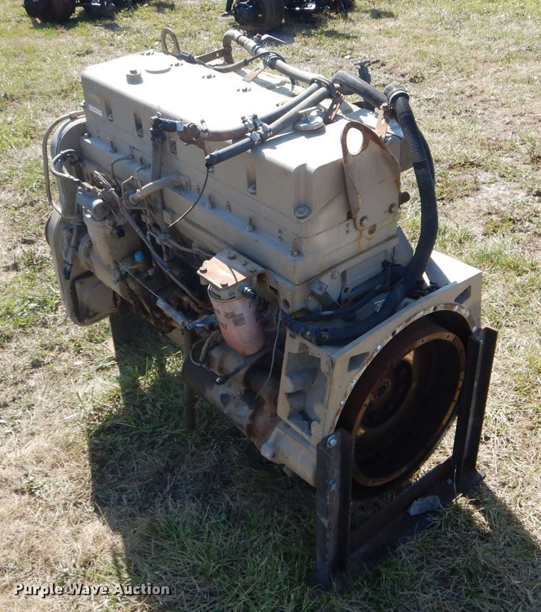 image for item FI9604 1997 Cummins LTA2700ACF six cylinder diesel engine