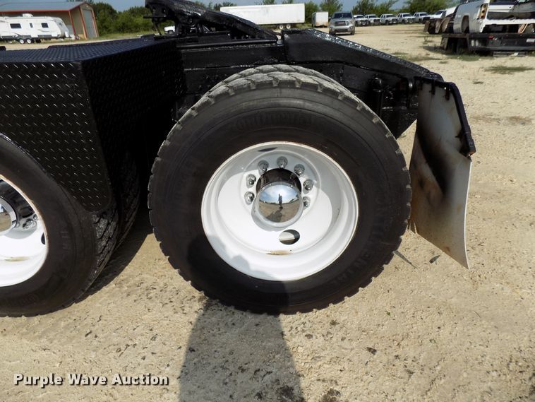 image for item FI9895 2007 Mack CNH winch truck