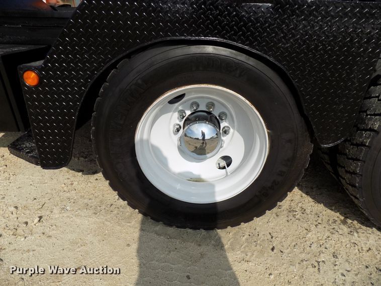 image for item FI9895 2007 Mack CNH winch truck