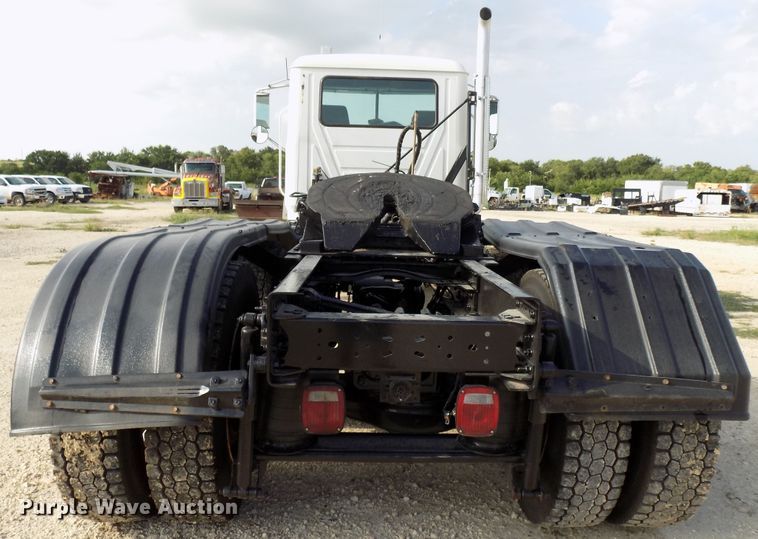 image for item FI9896 2011 Mack GU semi truck