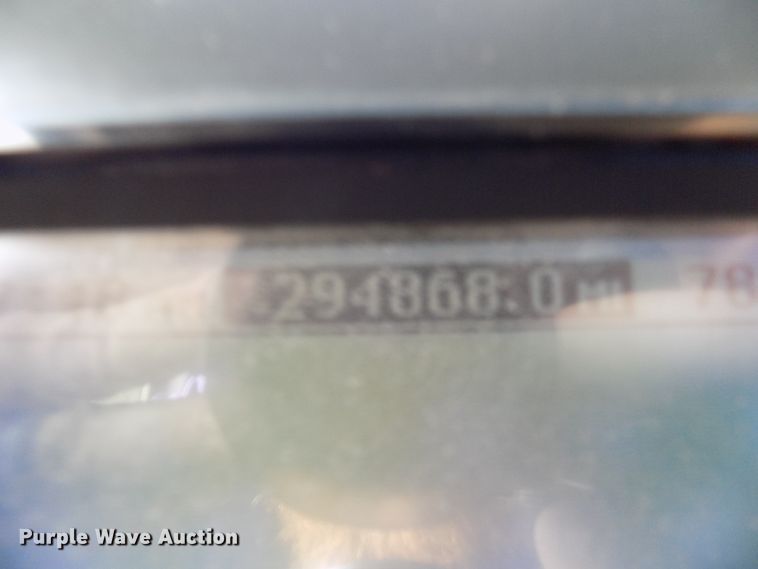 image for item FI9896 2011 Mack GU semi truck