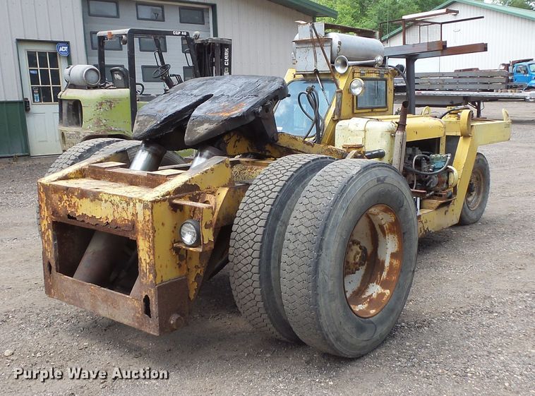 image for item FM9642 Lufkin LTT yard truck