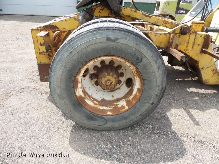 image for item FM9642 Lufkin LTT yard truck