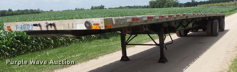 image for item FM9643 1999 Transcraft flatbed trailer