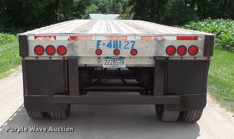 image for item FM9643 1999 Transcraft flatbed trailer