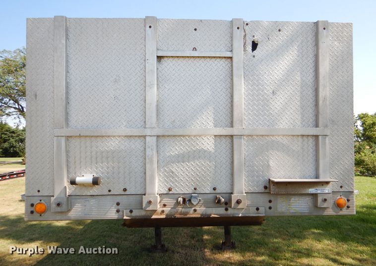 image for item FY9604 1982 City flatbed trailer