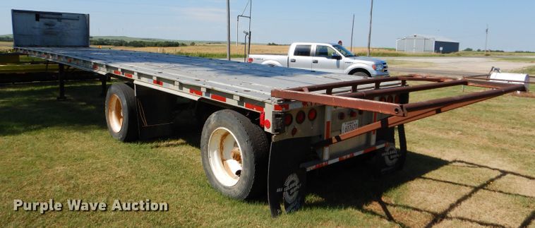 image for item FY9604 1982 City flatbed trailer