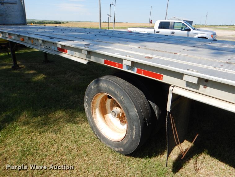 image for item FY9604 1982 City flatbed trailer