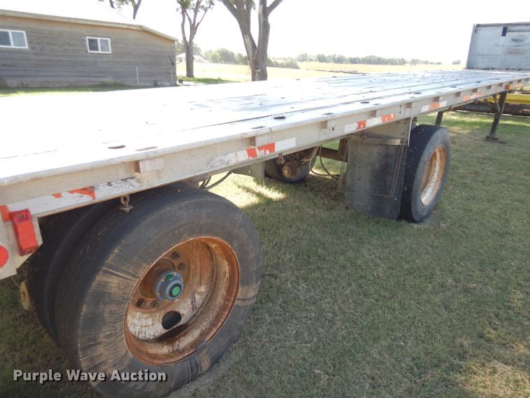 image for item FY9604 1982 City flatbed trailer